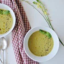 Easy Zucchini &amp; Basil Soup (Low-Carb, Gut Healing)-image